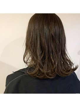 ツイギー 宮西店(TWiGGY) ふわっとレイヤーを入れて動きをプラス！