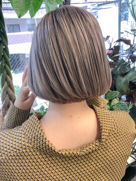 シーク 天神(SEEK) 【SEEK】シルバーグレージュ