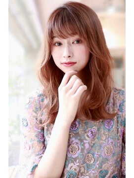 リアン(lien) 【lien.ai】外ハネロング/ハイライトカラー/小顔自由が丘