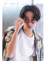 ロロ(ro-ro)&nbsp;【恵比寿】センターパートコンマヘア