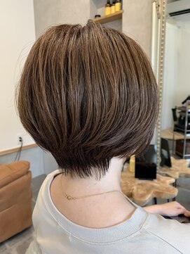 アノニム(Anonyme) ショートボブ