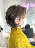 ショートボブ×ホワイトアッシュハイライトカラー【カドワキ】
