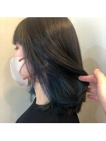 エルムトウキョウ(ELM Tokyo)&nbsp;ターコイズブルーのインナーカラーでお洒落に