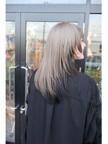 シキ(SHIKI)&nbsp;beige x black ヘアカラー/ブリーチカラー/アンブレラカラー