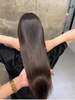 キング 梅田(K!ng)&nbsp;縮毛矯正髪質改善ハイライトレイヤーカット梅田美容室エクステ