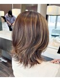 ミディアム外ハネレイヤーパーマスタイル大人可愛い20代30代40代