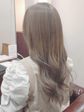 ブランシェ JR勝川駅南口店(BRANCHE) アッシュベージュ