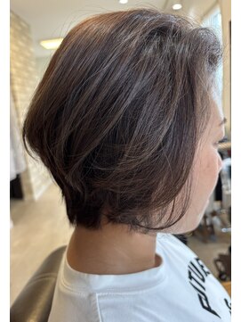 クオーラ(cuaura) 大人ハイライトボブ