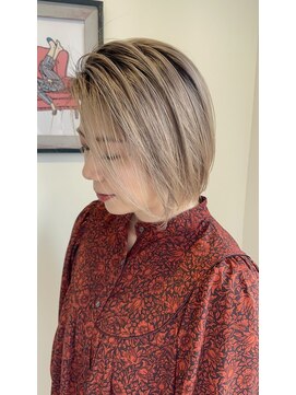 ハイク(HYKE) バレイヤージュ+大人ボブ