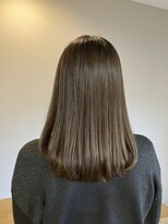 リポゾ(Riposo.)&nbsp;アッシュグレージュ・ミディアムボブ