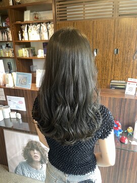 グート ヘアーメイク(gut HAIR MAKE) オリーブグレージュ