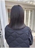 ストレートロブヘア