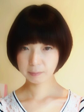 ウレカ(Ureka) 顔をつつみこむ、ノンパーマボブ