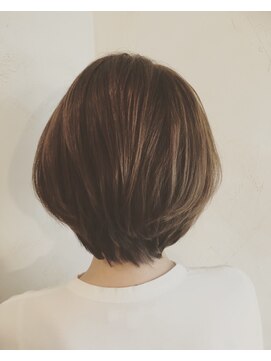 シェア(SHARE hair make works) 【SHARE】★ひし形シルエットの王道ショートヘア★