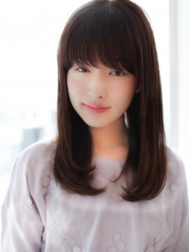 ネオリーブ クーロ(Neolive curro) 大人かわいいツヤストレート♪