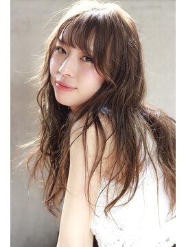 ヘアサロン シロップ(Hair Salon Syrup) [Syrup・山谷慎太郎］「フワボサがかわいい☆ロングウェーブ」