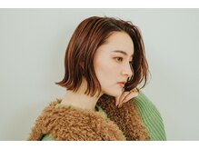 【肌色診断】でお顔の肌色を診断し、１人１人に合わせたヘアスタイルの提案を致します。