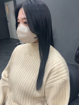 ルーシーバイパム 恵比寿(Lucy by PAM.) 暗髪カラー×酸性ストレート