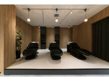 ルルカ ヘアサロン(LuLuca Hair Salon)の雰囲気（大人気◎フルフラットのベッドのようなシャンプー台を癒しを♪）