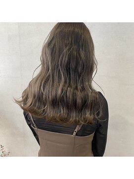 ミント(mint) 【ワンブリーチでできる透明感くすみオリーブベージュ◎】