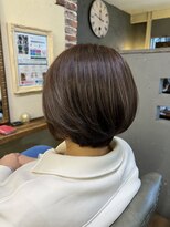 ベレッタ 枚方店(veretta.)&nbsp;ハイライトを使ったショートスタイル30代/40代/50代（田村良平）