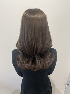 アメリ(ameri) 【ameri 仲丸】グレージュ×くびれミディ