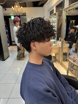 アイズ 海老名(AIZU)&nbsp;スパイラルパーマ　プードルパーマ　ウルフカット　眉毛　メンズ