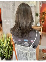 ユニ(uni)&nbsp;レイヤーカット/オリーブグレー/グレージュ/20代/30代/40代
