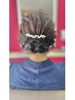 ヘアデザイン ニーチェ(Hair Design ni che) 定番シニヨン
