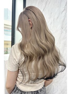 リア 大阪梅田(Ria) ～ミルクティーベージュ　裾カラー～　【Ria 大阪 梅田】