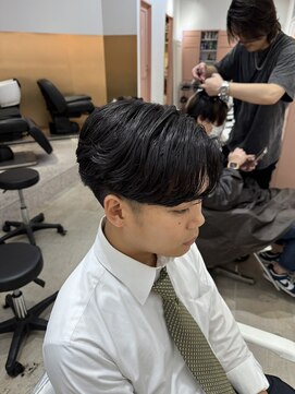 ジーナ 天王寺(Zina) センターパート×ニュアンスパーマ