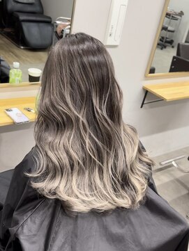 リグ 横浜(Lig.) ブリーチ/バレイヤージュ/アースカラー/ニュアンスカラー