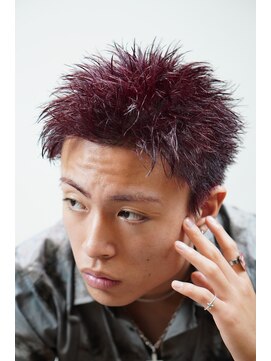 オーシャントーキョー ホワイト 原宿(OCEAN TOKYO WHITE) 赤髪スパイキーベリーショート