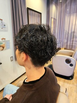 フルムーン(Full Moon) 緩め穏やかスパイラルパーマ