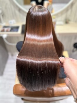 ナル 新宿(nalu)の写真/≪新宿駅徒歩3分≫髪質改善サロン♪ReFaと共に憧れの美しい艶髪スタイルを育む☆