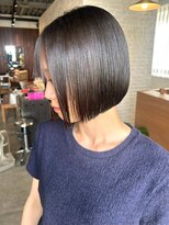 クラン バイ ナチュラル(clan by Natural) ラインで魅せる、凛と艶めくタイトミニボブ/韓国風ボブ/艶感ヘア