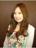 ロングの方のパーマスタイル