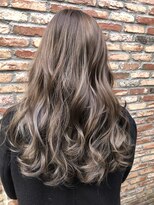 リゼル ユア 渋谷(RISEL YUA)&nbsp;ハイライトミックスの大人グレージュ