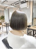 ベージュ寄りなグレージュ