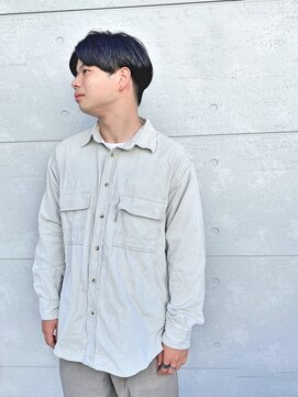 ヘアステージアミカル メンズ縮毛矯正　センターパート