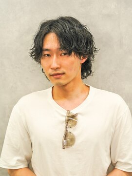 クロムトウキョウ ザ バーバー ネオン 新宿店(CHROM TOKYO the Barber ne/on) 波巻きマッシュウルフ