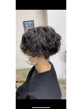 エルオム(EL.HOMME) 【KAITO】センターパート×波巻きパーマ！