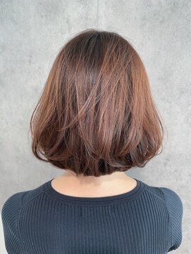 ラベスト バイ セロ 池袋メトロポリタン前(LOVEST by CERO) ロング/アッシュベージュ［池袋駅 髪質改善 弱酸性縮毛矯正］