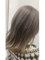 サンデイ(SUNDAY)&nbsp;グラデーションベージュ