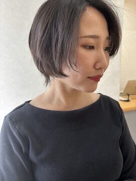 エン(en,) 大人ショートウルフ黒髪ヘアくびれショート