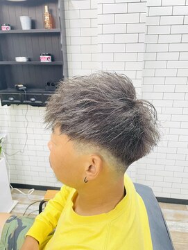 ルッソ 白浜店(LUSSO) ツーブロックツイストショート