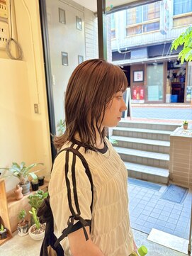 メール(mer) 艶感ベージュ