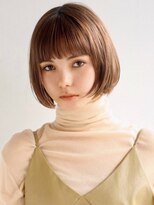 イメチェン/ホワイトブロンド/外ハネボブ/ワイドバング/表参道