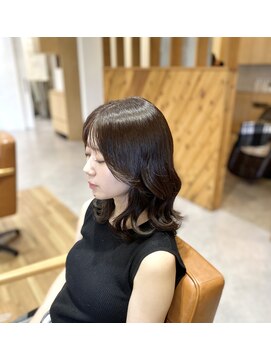 ビスフレア 平針店(biss flare) 顔周りレイヤー　くびれウェーブ　前髪カット