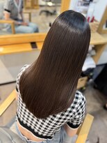 ゼン ネオ(Zen Neo)&nbsp;20代　美髪ストレート